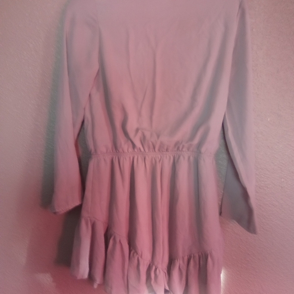Beautiful dress size large ( box R ) - Picture 2 of 2